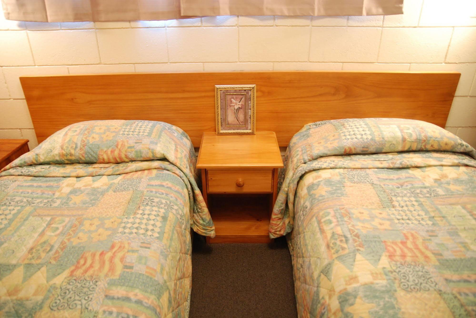 Manhattan Lodge Motel Hamilton Zewnętrze zdjęcie
